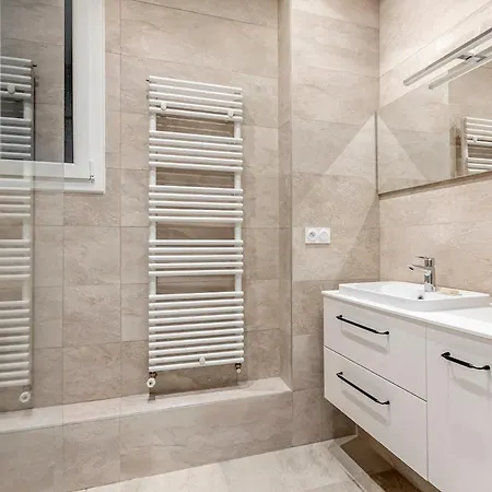 A1# 8people # 4bedrooms # Wagram # Ac # 8 Paris